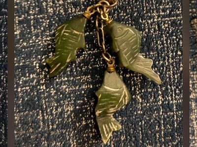 vintage carved green jade 3 fish pendent