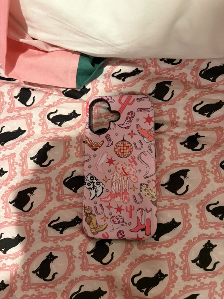 Protective iPhone 17 cowgirl case