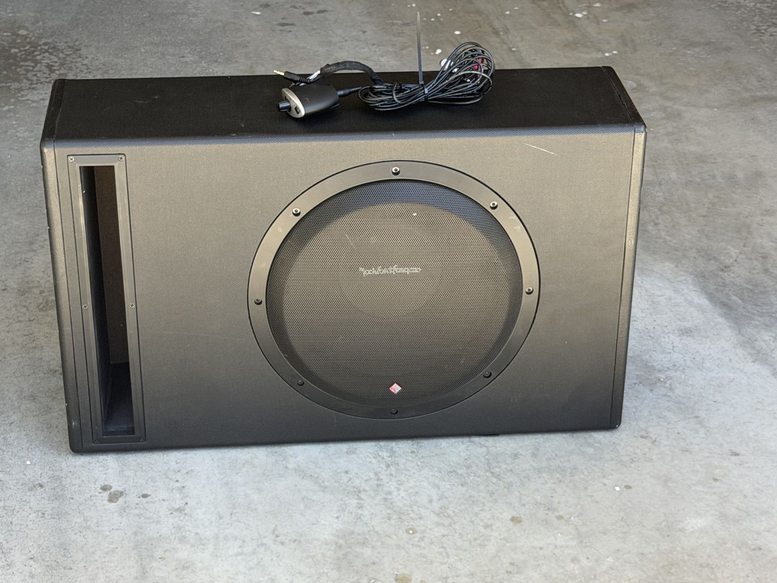 Rockford Fosgate P500-12P car or truck Subwoofer Sub with built-in amp