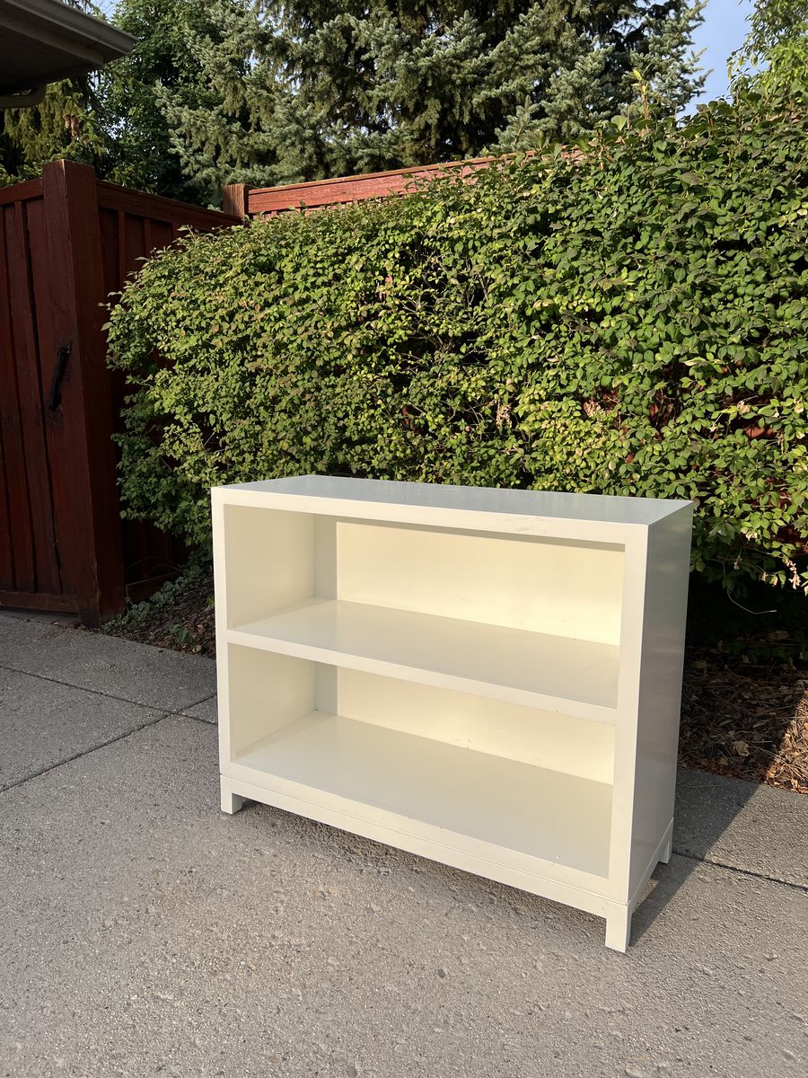 SERENA AND LILY bookcase