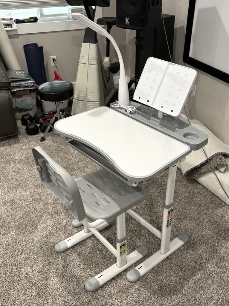 Kids Adjustable Desk