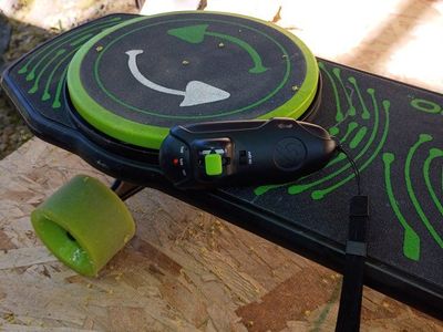 Viro Rides Turn Style Electric Drift Board - With Wireless Remote