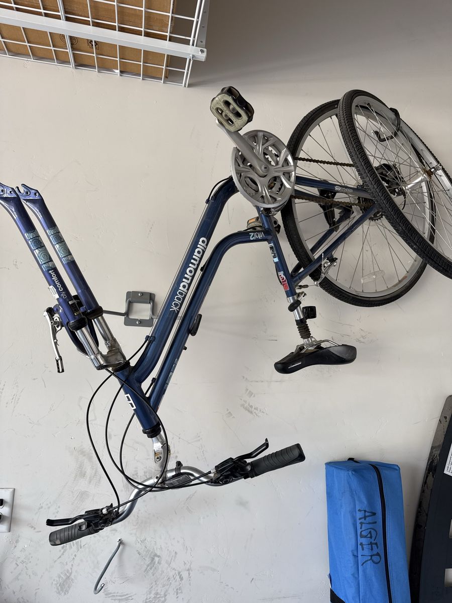 Diamondback Vital 2 City Comfort Hybrid Bicycle - Blue Womens
