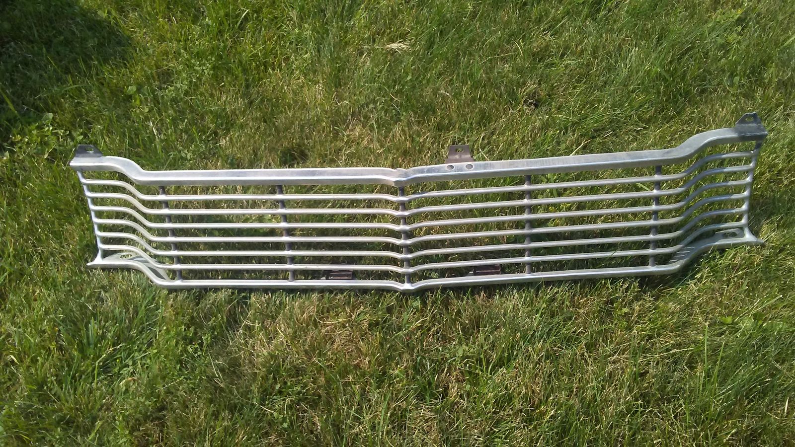 1965 FAIRLANE GRILLE
