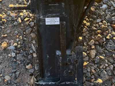 Fifth wheel to gooseneck adapter hitch Colibert