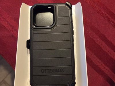 OtterBox Defender Series Pro Case for iPhone 14 Pro Max with Holster Clip - Black