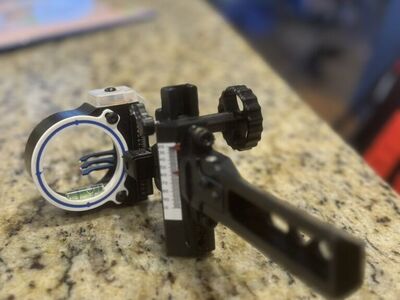Black Gold Ascent Mountain Lite Sight