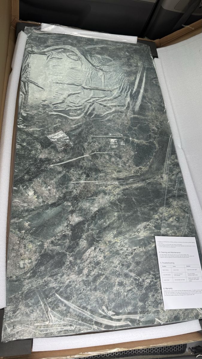 Main image 7