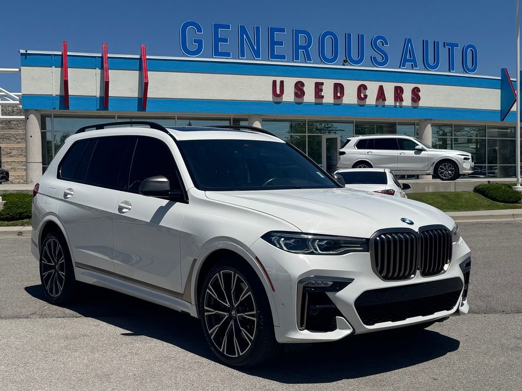 2020 BMW X7 M50i