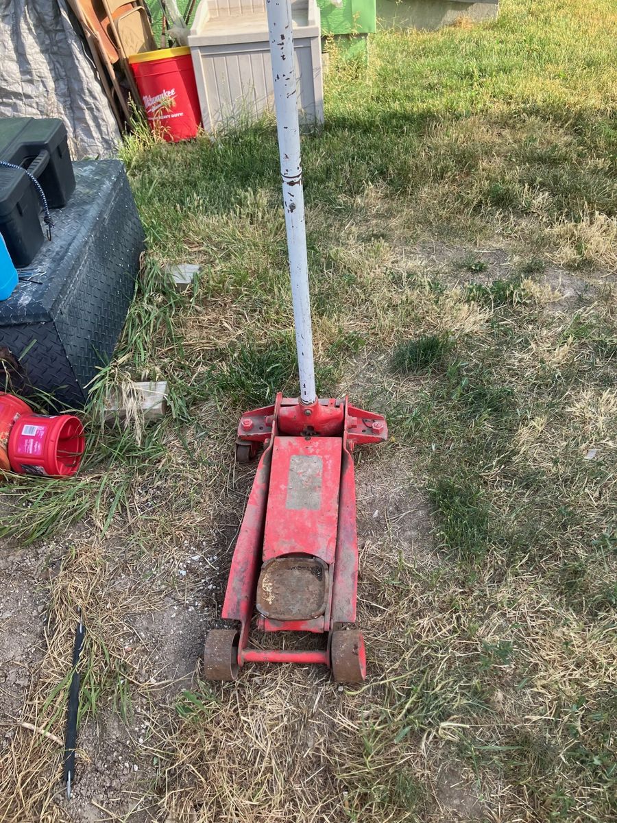 commercial type floor jack