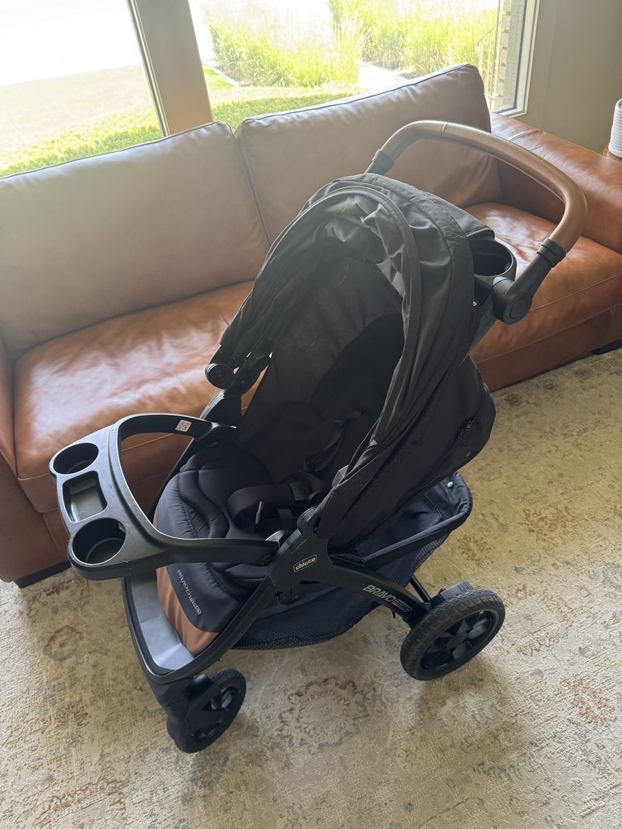 Chicco Brave 3 in 1 Travel System