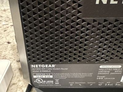 NETGEAR AC1900 WiFi Cable Modem Router (Model C7000v2) DOCSIS 3.0