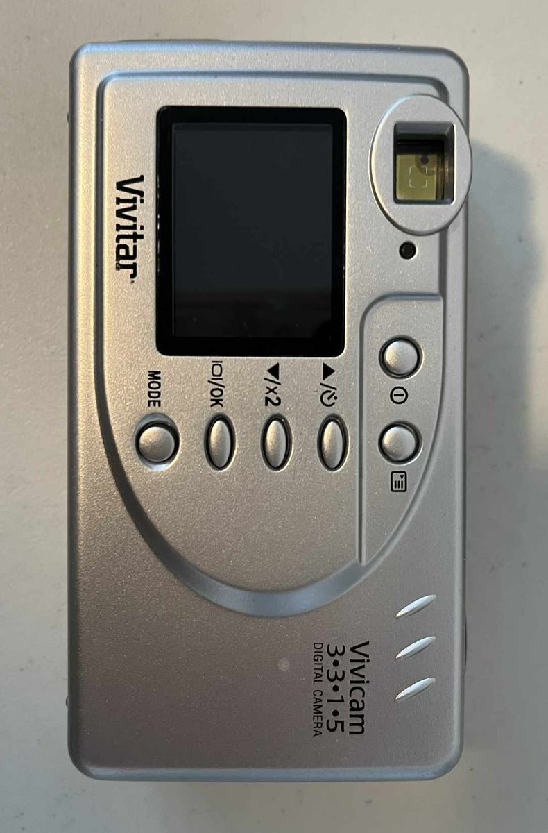 Vivitar Vivi 3315 Camera