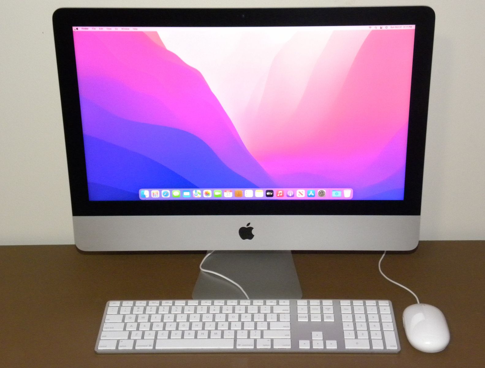 Apple iMac 21.5” Late 2015 i5 1TB 8GB