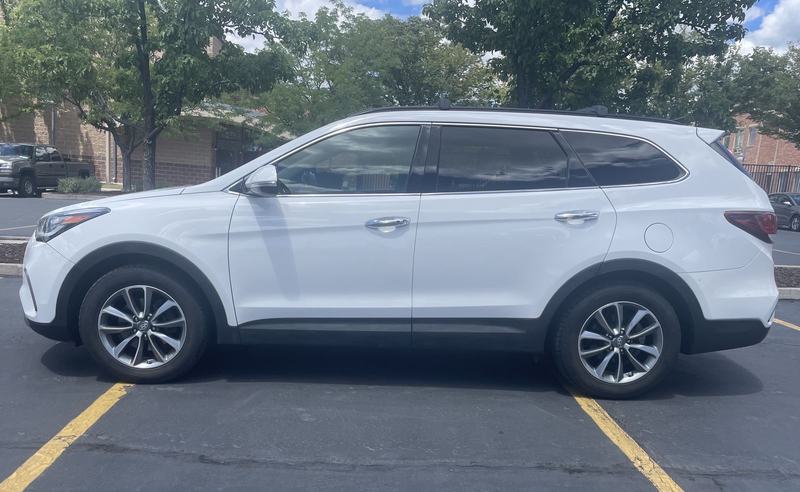 2017 Hyundai Santa Fe SE