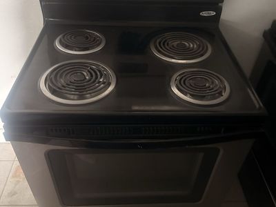 Whirlpool Electric Range Stove Oven Stainless Steel Black 4-Burner