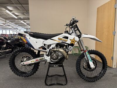 2025 Husqvarna Motorcycles FC450 FACTORY EDITION Free Revalve Included