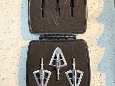 Iron Will Vented Broadheads 3-Pack with Storage Case