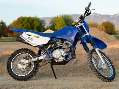 YAMAHA TTR-125 Dirt Bike