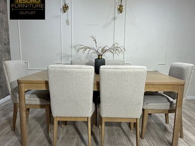 MODERN OAK DINING SET WE OFFER DELIVERY