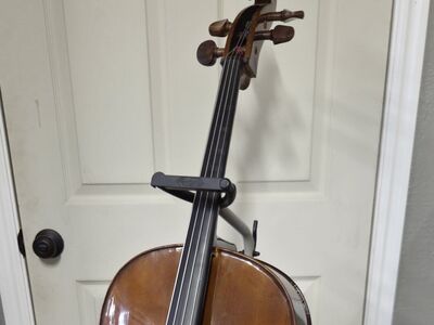 Sentor Cello with stand and accessories!