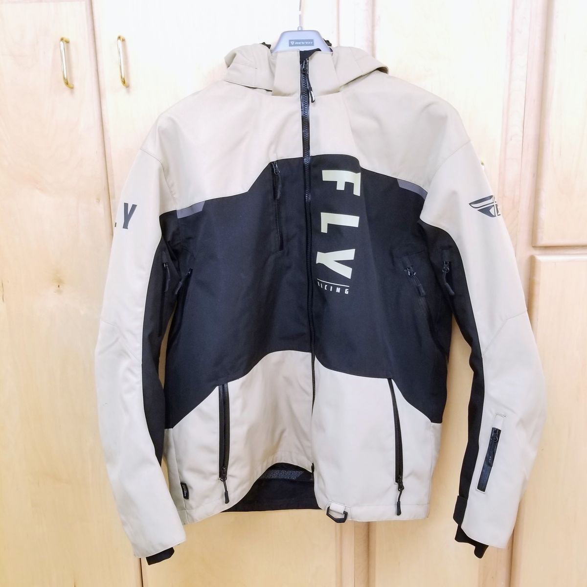 Fly Racing Carbon Jacket Black/Tan Size 2X (470-52062X-L-R2-S3)