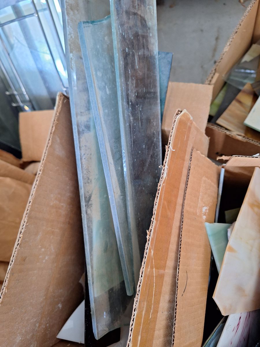 Main image 11