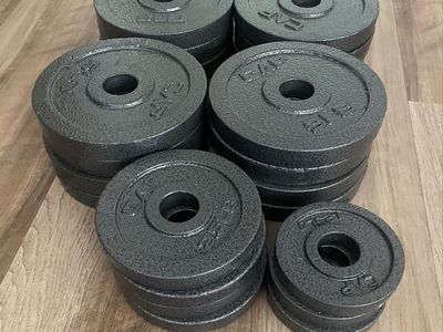 CAP Barbell cast Iron Weight Plates