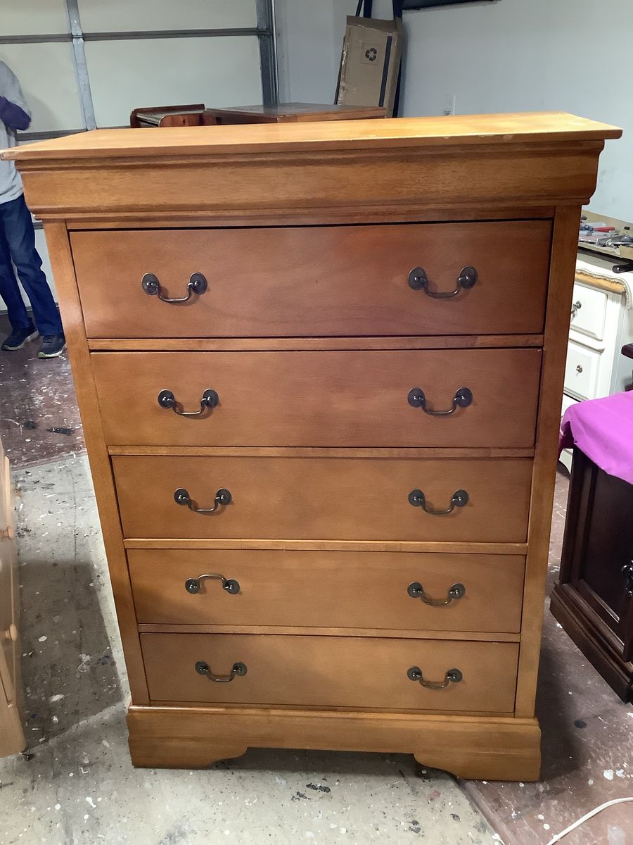 All Wood 5 Drawer Dresser