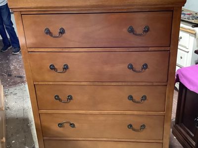 All Wood 5 Drawer Dresser