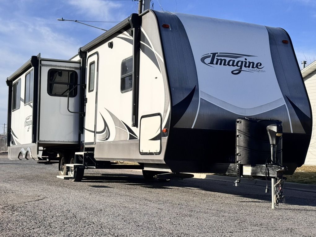 2016 Grand Design RV Imagine 2950RL  Trailer