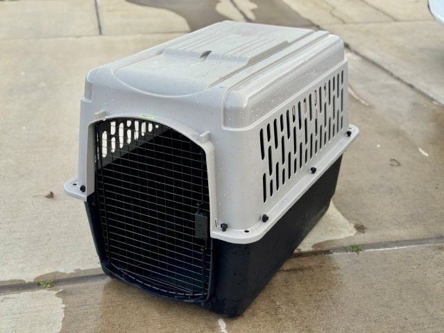 Dog kennel carrier 36" Large