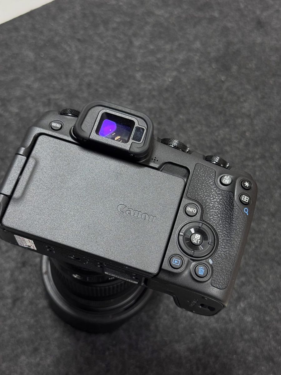 Canon RP