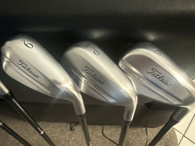 Titleist T350 Iron Set Right Handed