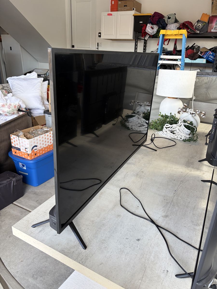 55” Toshiba TV