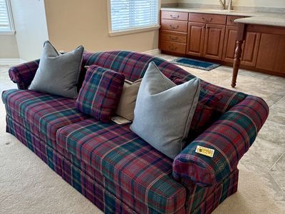Like New Flexsteel Couch and Loveseat