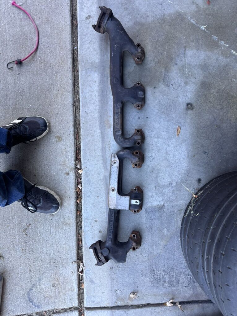 1988-1995 Chevy Vortec 350 Exhaust Manifold