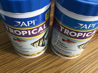 API fish food flakes