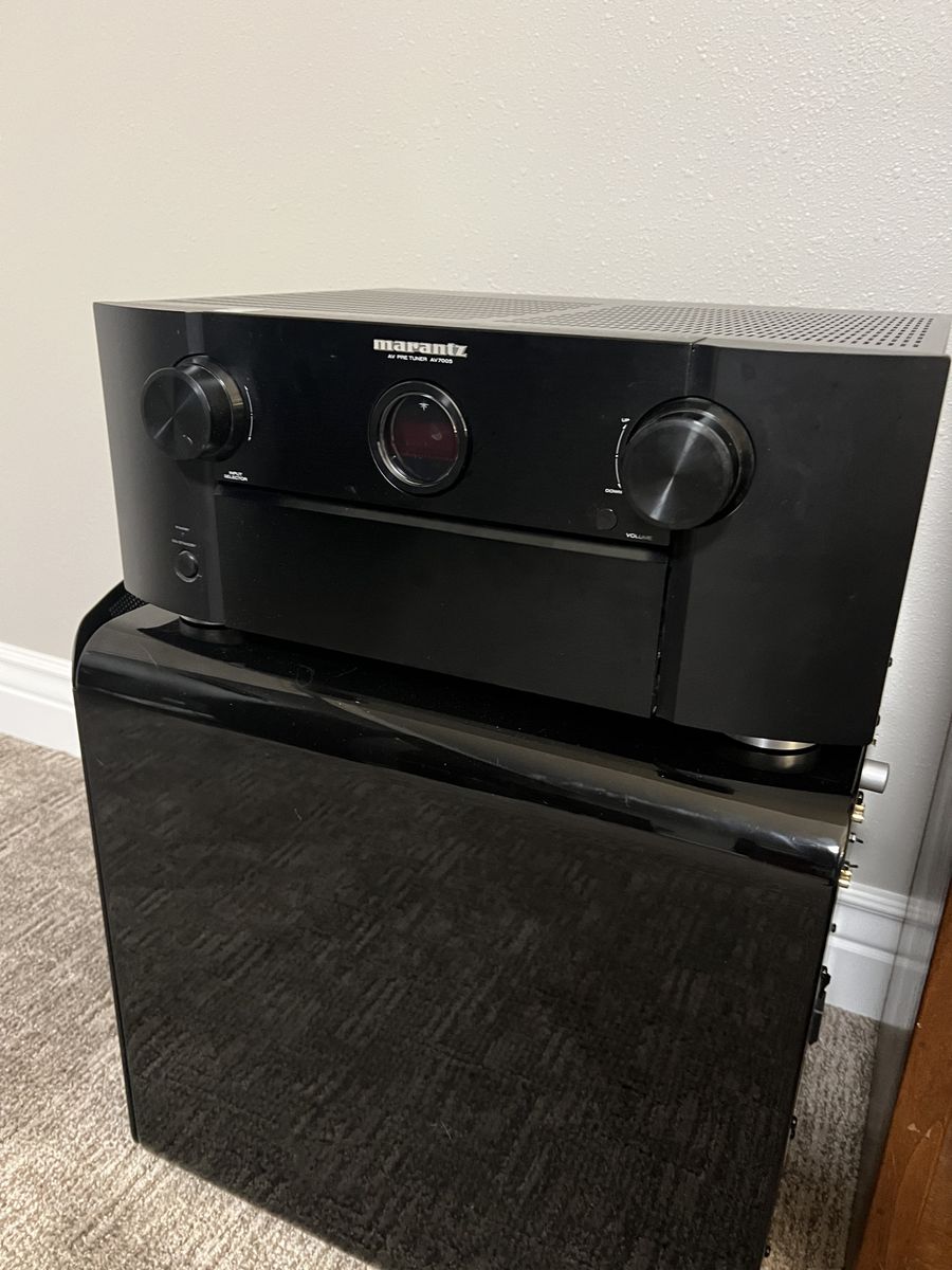 Marantz AV7005 Preamp/Processor