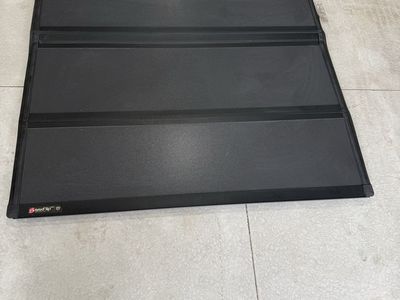 Bakflip MX4 Tonneau Cover 5' 6"