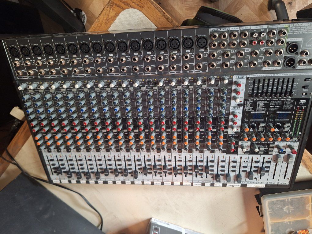Behringer  Europe's model SX2442FX
