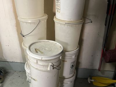 10 5-Gallon Food Grade Storage Pails buckets