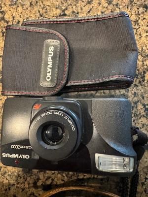 Camera: Olympus Superzoom 2000 cartier bag