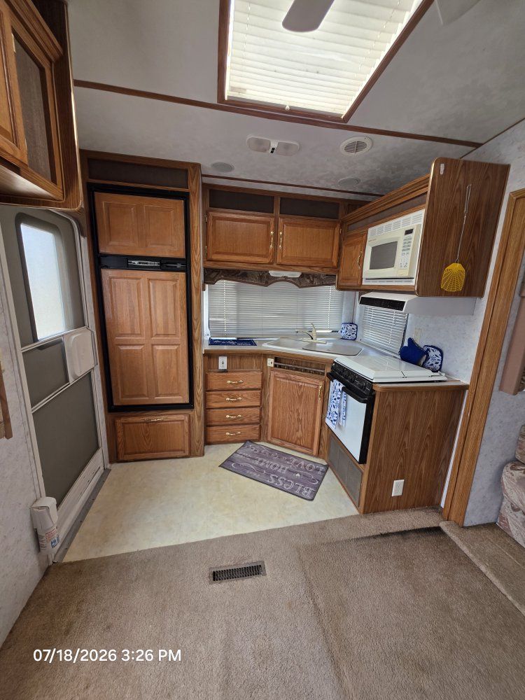 Main image 5