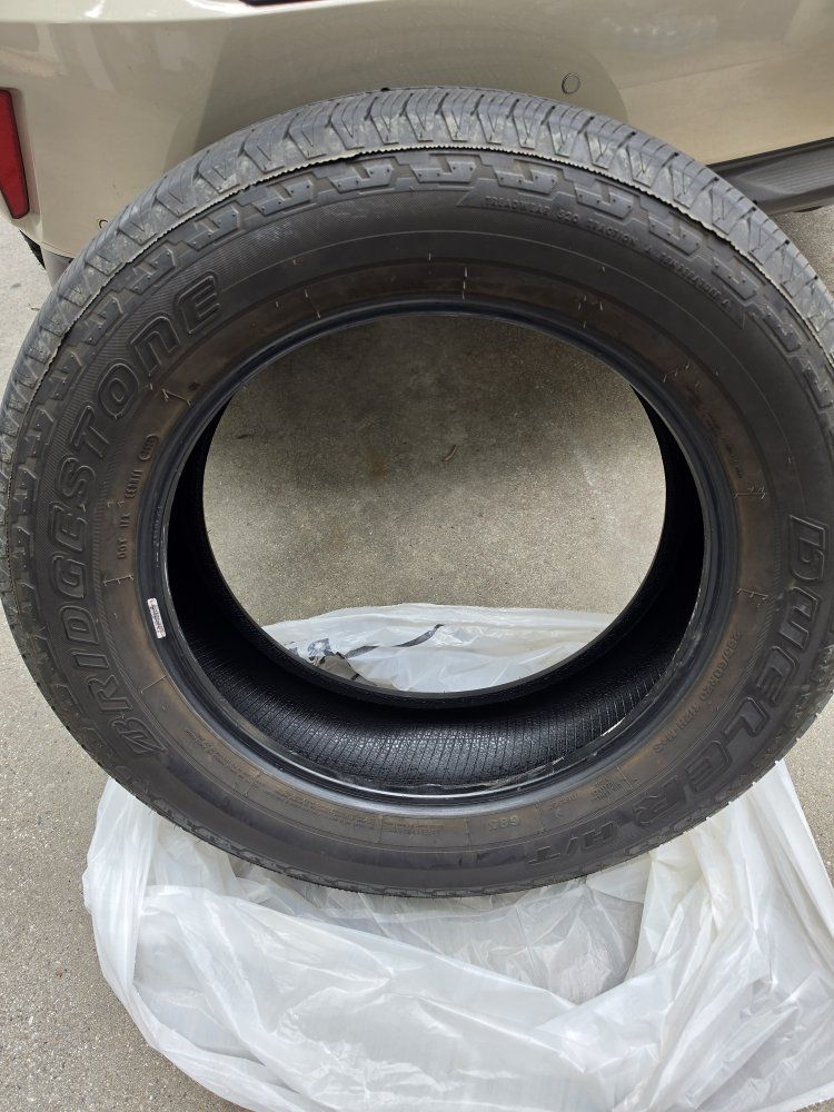 Bridgestone Dueler H/T 265/60R20 112H M+S All-Season Truck/SUV Tire
