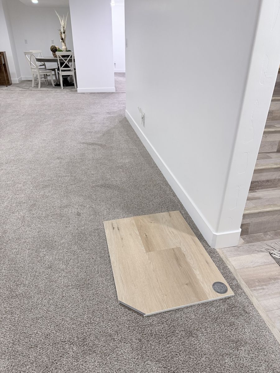 Main image 6