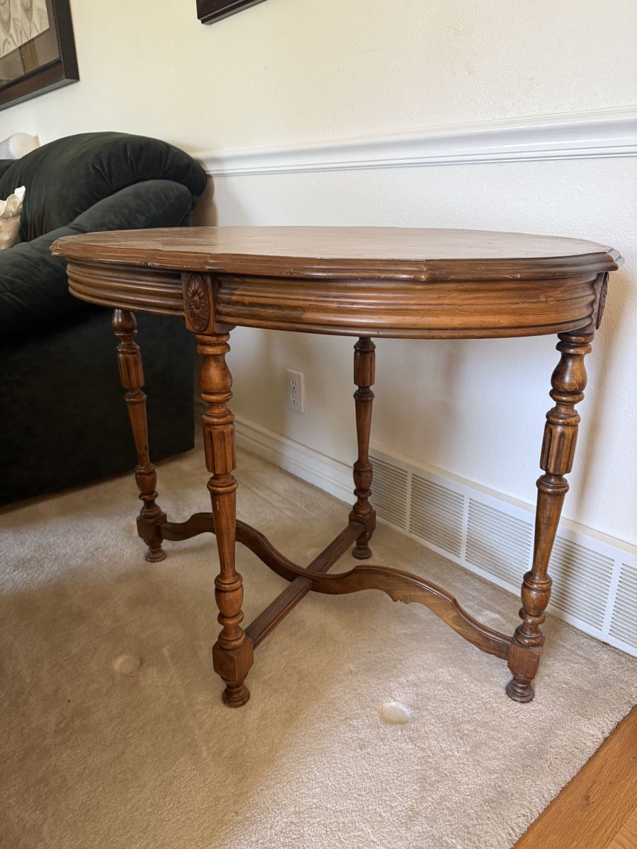 Antique 1930s Kiel Furniture Co. Side Table $175