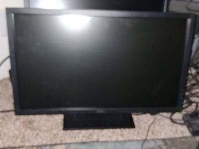 Dell 24 inch Monitor with HDMI adapter 5ms response time
