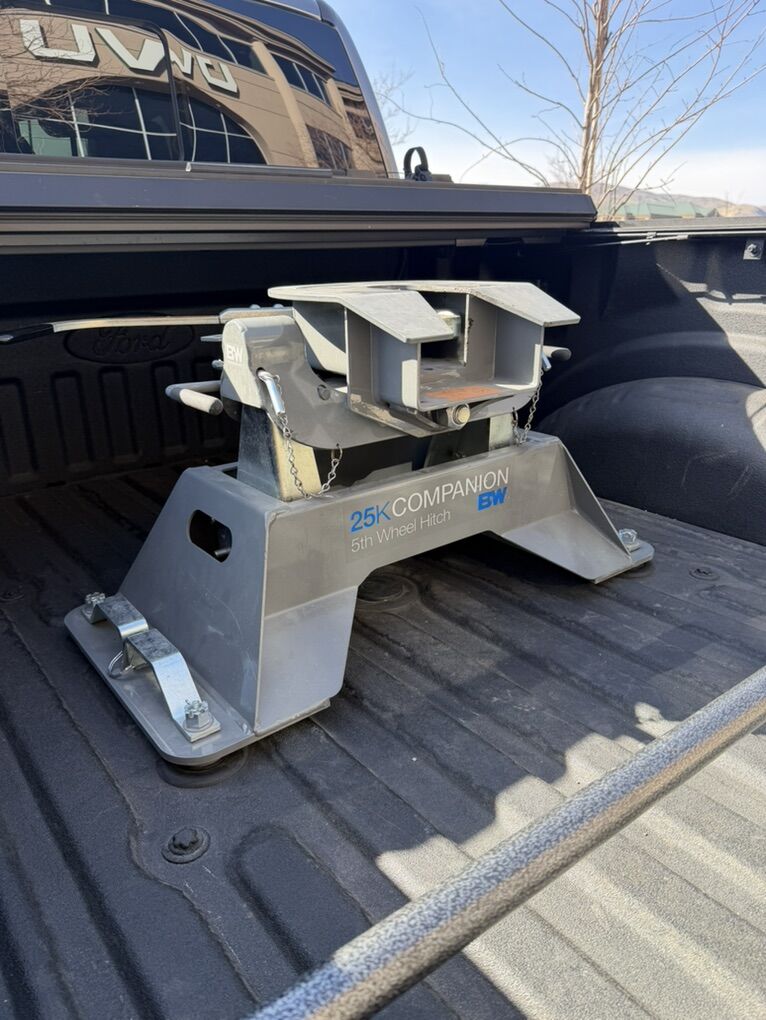 B&W Companion 5th Wheel For Ford