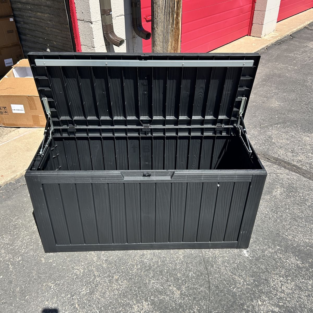 Outdoor Storage Box with Wheels 85 Gallon
